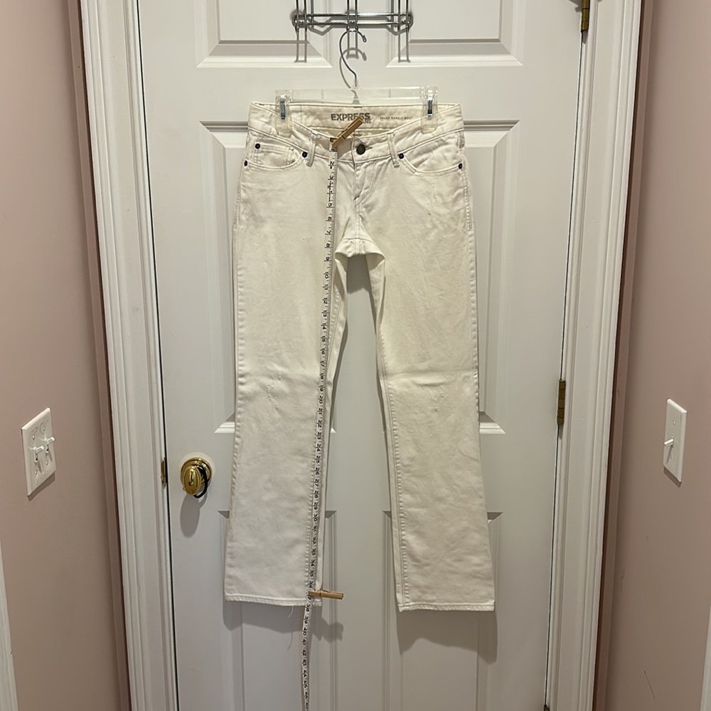 Express Barely Bootcut Jeans In White Size 4 - image 4